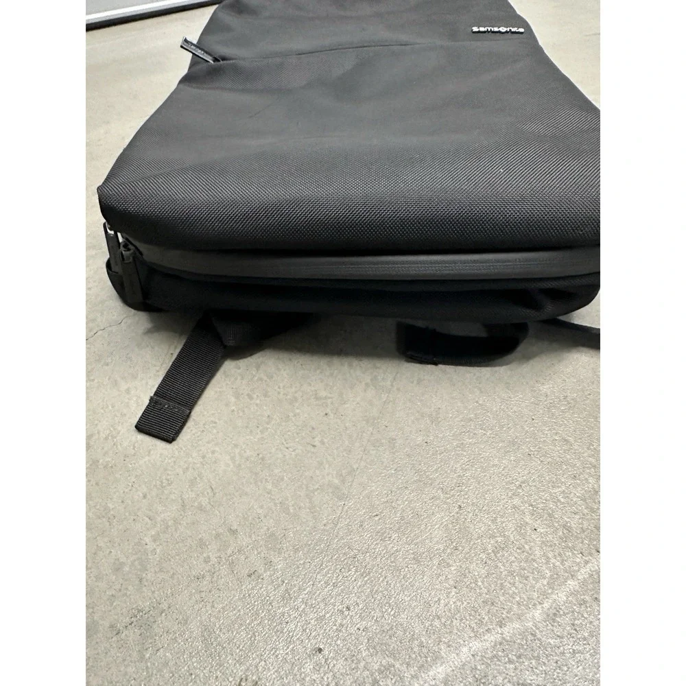 Samsonite Sintra 15.6 Laptop Travel Backpack Black Carry On Clamshell Bag